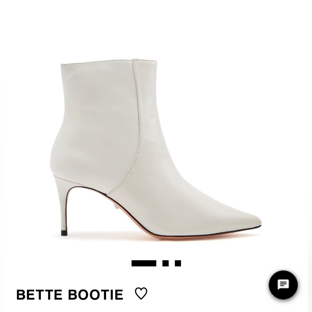 Schutz Bette Bootie Pearl White
Size 10